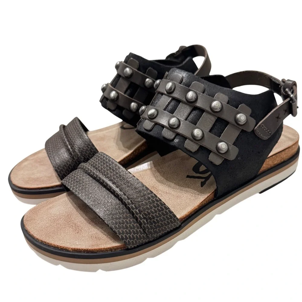 OTBT Lantern‎ Studded Leather Platform Sandals New 7.5 Black Gray Buckle 18F961
